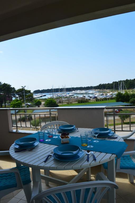Apartments Nautica Novigrad  Екстер'єр фото
