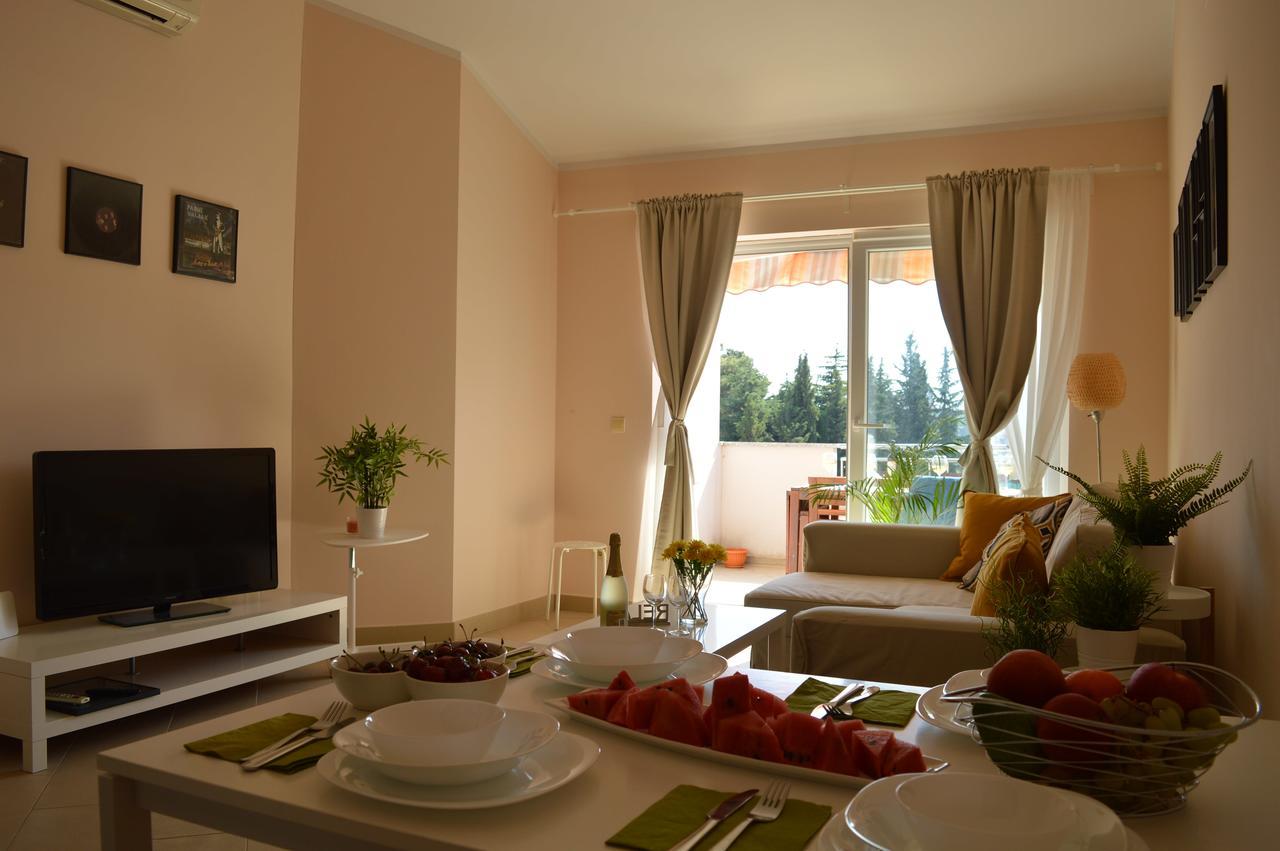 Apartments Nautica Novigrad  Екстер'єр фото